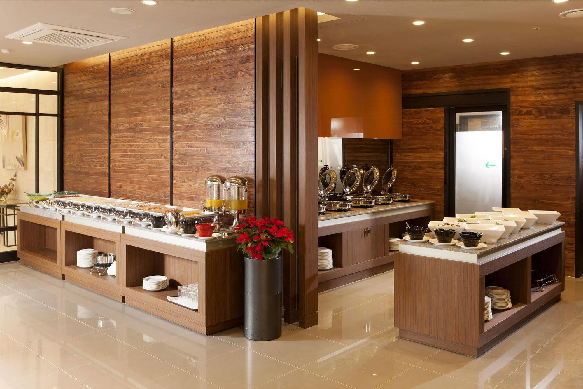 סיאול Staz Hotel Myeongdong 1 מראה חיצוני תמונה